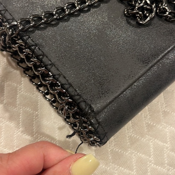 Chelsea28 cross body purse - Picture 5 of 5